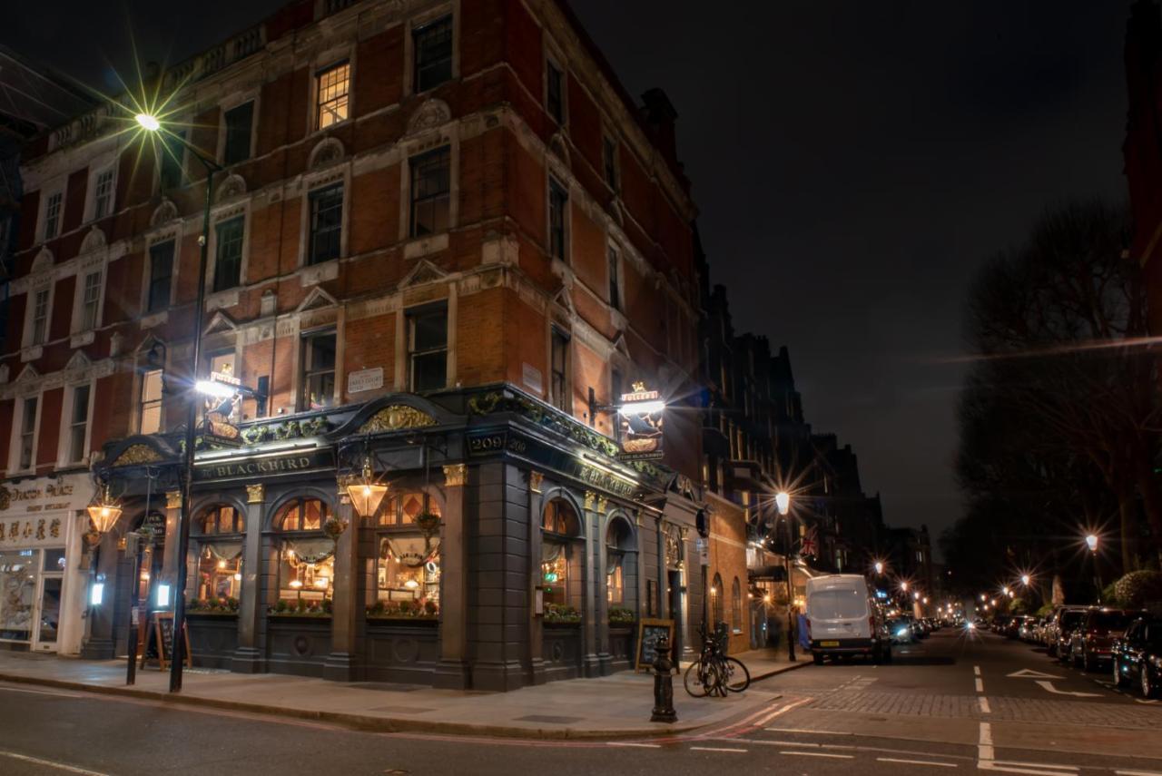 Blackbird London Exterior photo